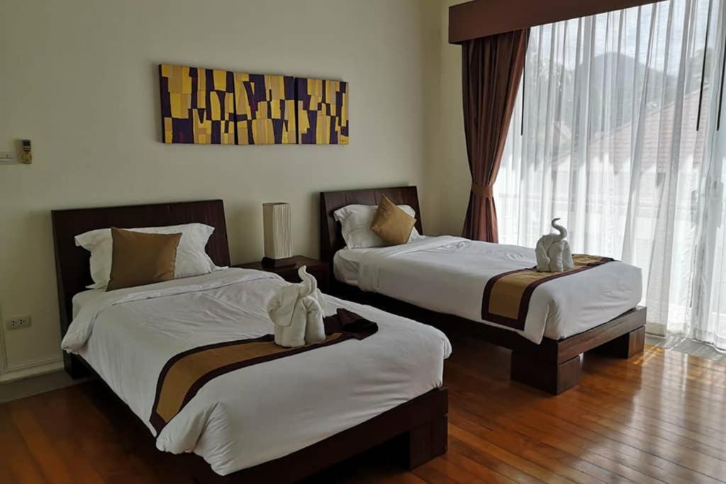 4 Bedroom Villa Kamala Beach Phuket 외부 사진