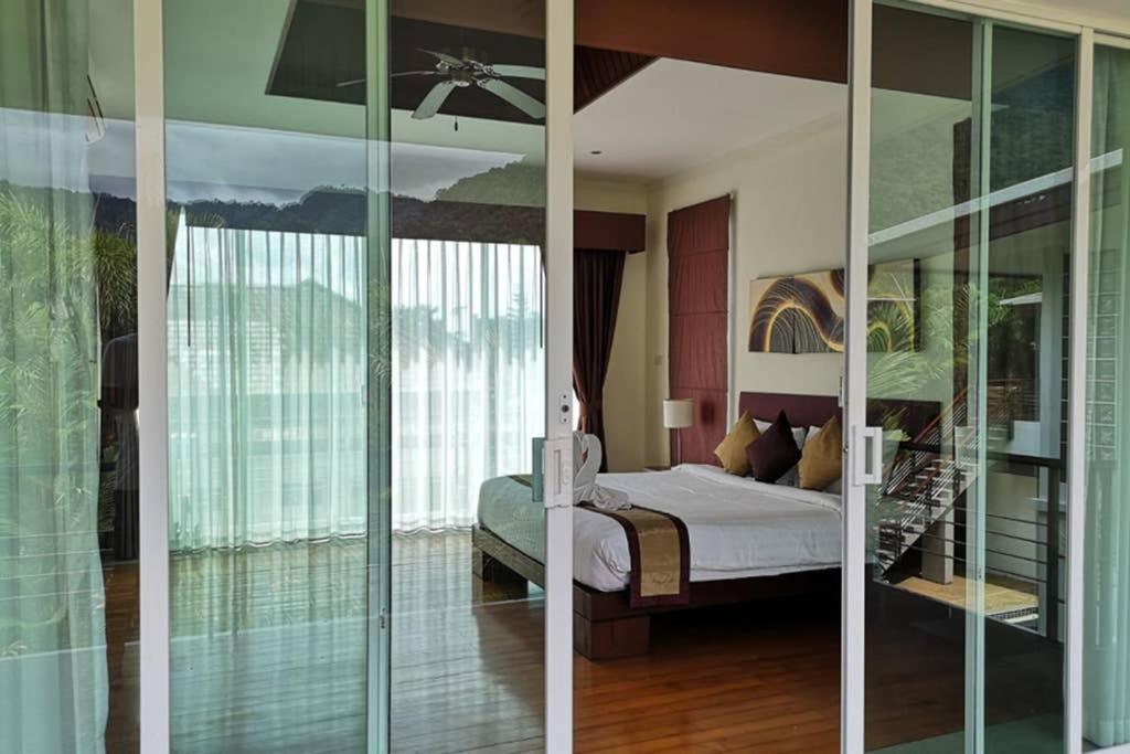 4 Bedroom Villa Kamala Beach Phuket 외부 사진